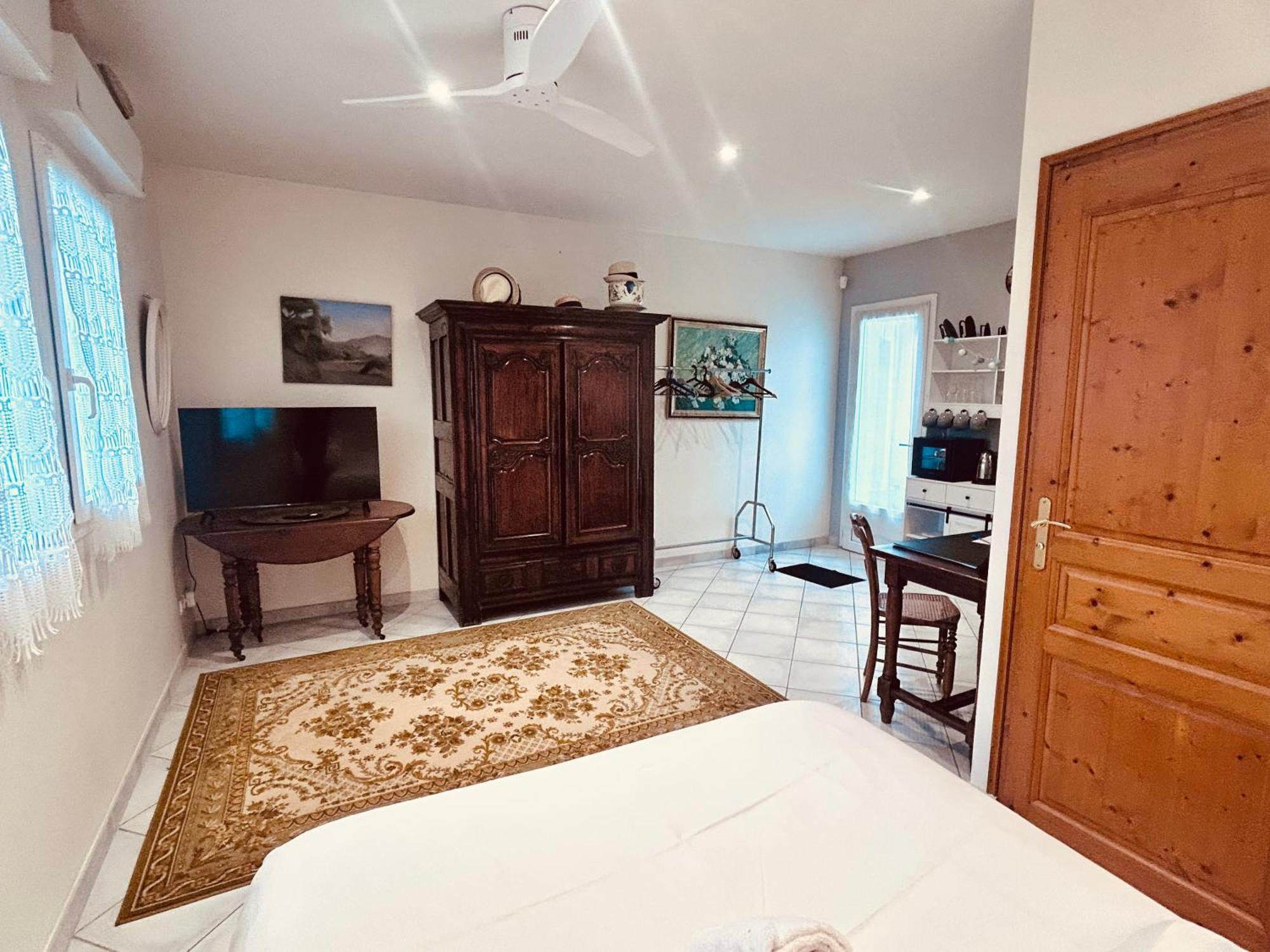 Le Clos De Tanvol - Parking Prive Gratuit- Terrasse Privee - Climatisation Viriat Екстериор снимка